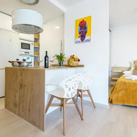 Shared Pool 50 M From The Beach Appartement