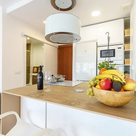 Shared Pool 50 M From The Beach Appartement Torrox