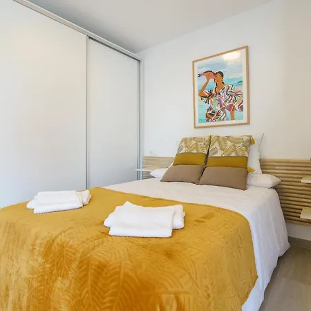 Apartmán Shared Pool 50 M From The Beach Torrox